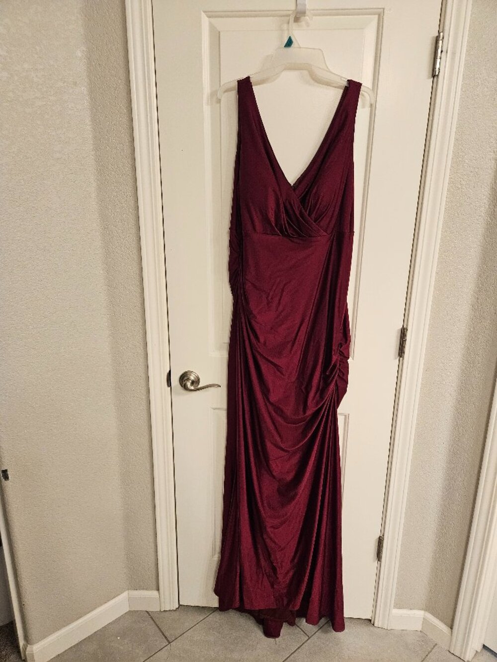 La femme formal dress